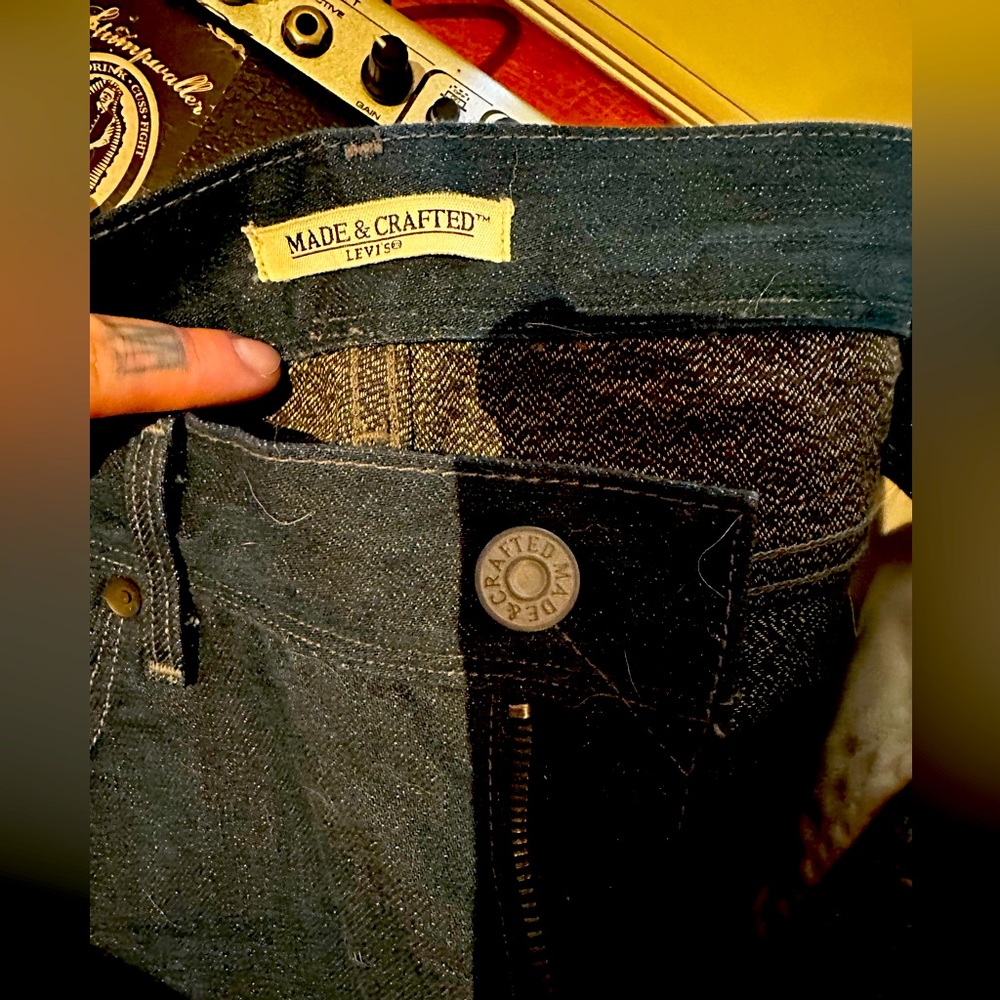 SELVEDGE LEVI’s MADE AND CRAFTED JAPAN JEANS.  33w rockabilly never washed